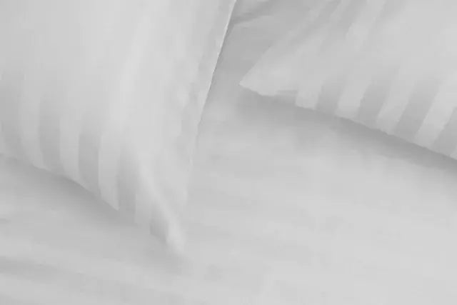 593527312